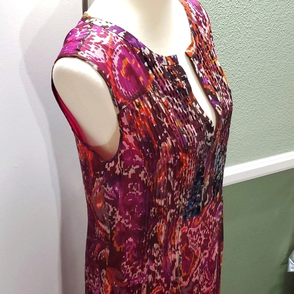 "Saltaire" Sleeveless Print V-Neck Sheath Dress